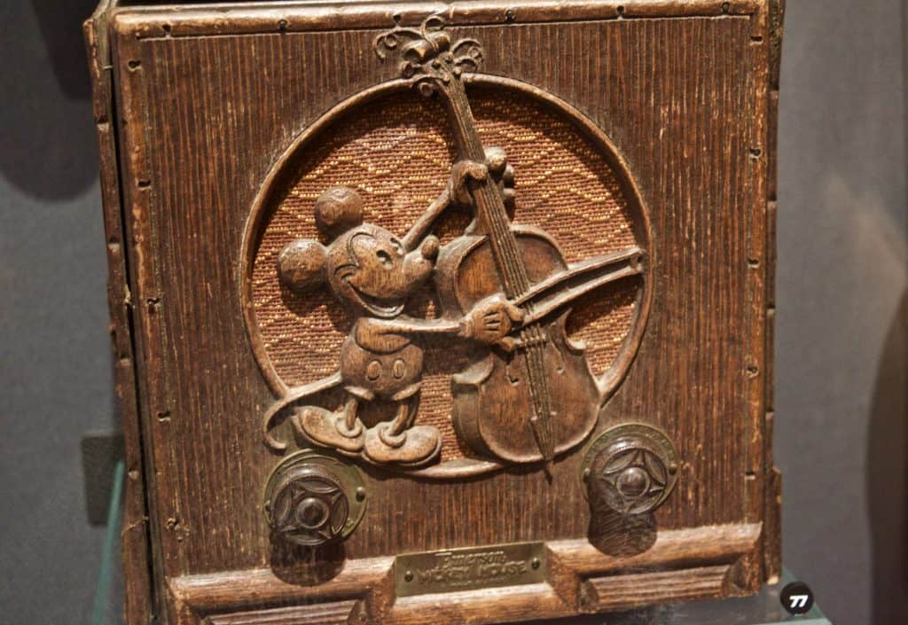 vintage wooden mickey mouse radio