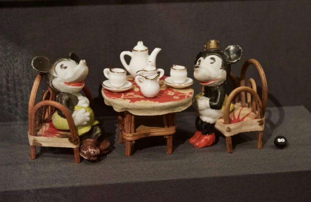 vintage Mickey Mouse mini tea set