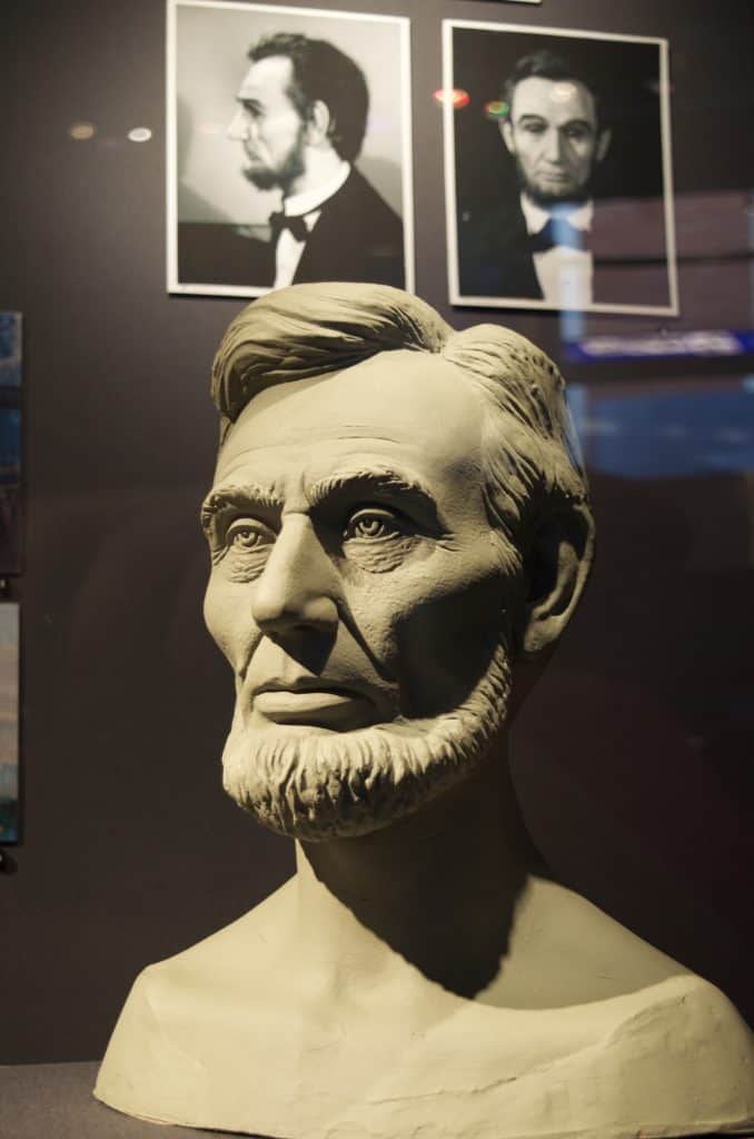 Abraham Lincoln Clay Bust