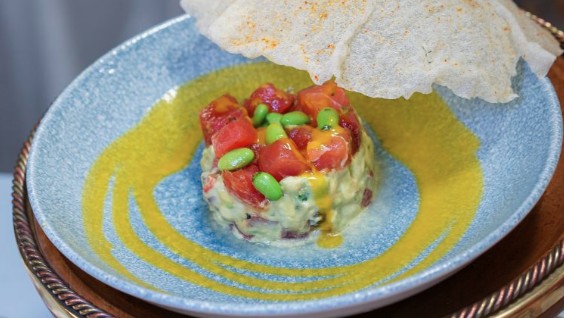 tuna poke food at Disneyland