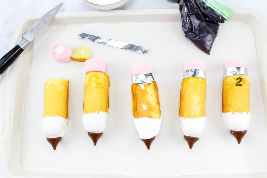 Pencil Twinkies Back to School recipe