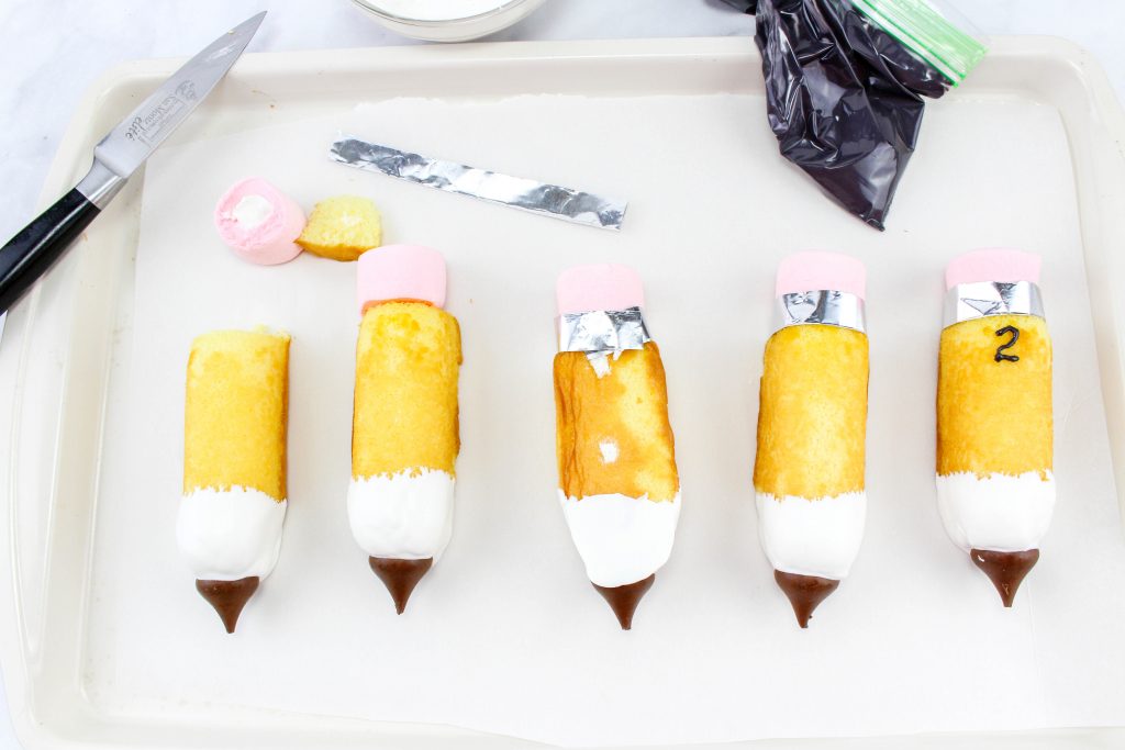 Pencil Twinkies Back to School recipe