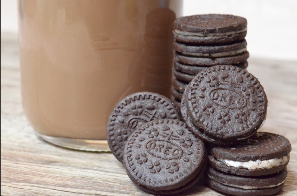 stack of OREO Thins Bites + Iced Coffee