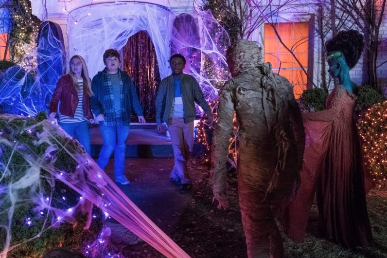 goosebumps 2 movie Madison Iseman, Jeremy Ray Taylor and Caleel Harris