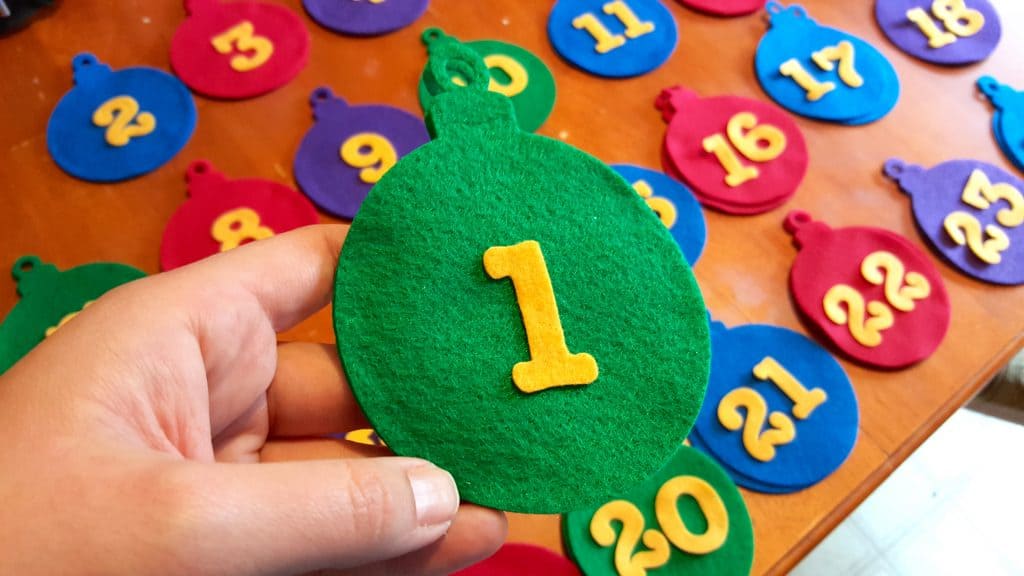 No Sew Felt Ornament Advent Calendar