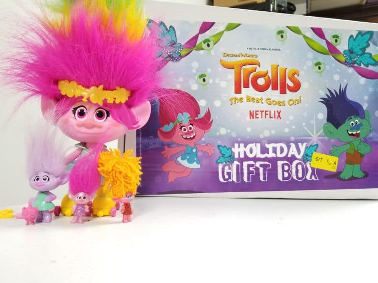 DreamWorks Trolls Toys Unboxing Mystery Box + Season 4 on Netflix