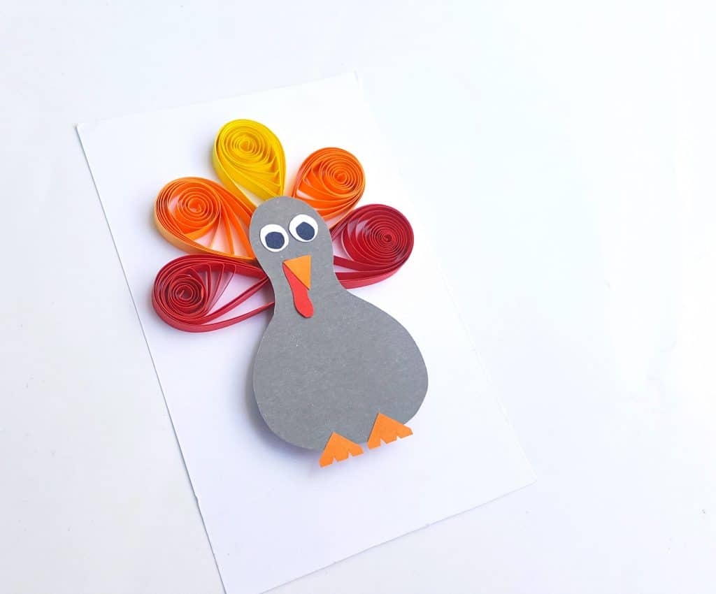 paper quilled Thanksgiving turkey