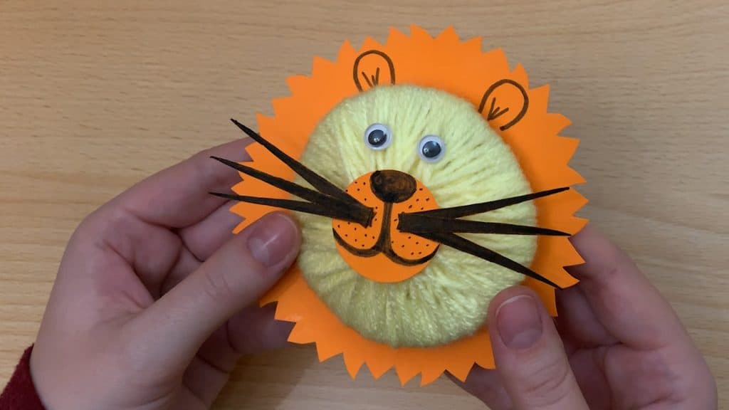 3d lion kid's craft project