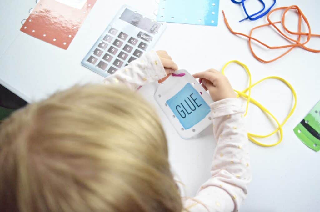printable preschool lacing card