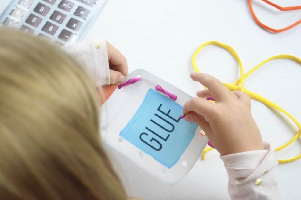 preschooler lacing cards