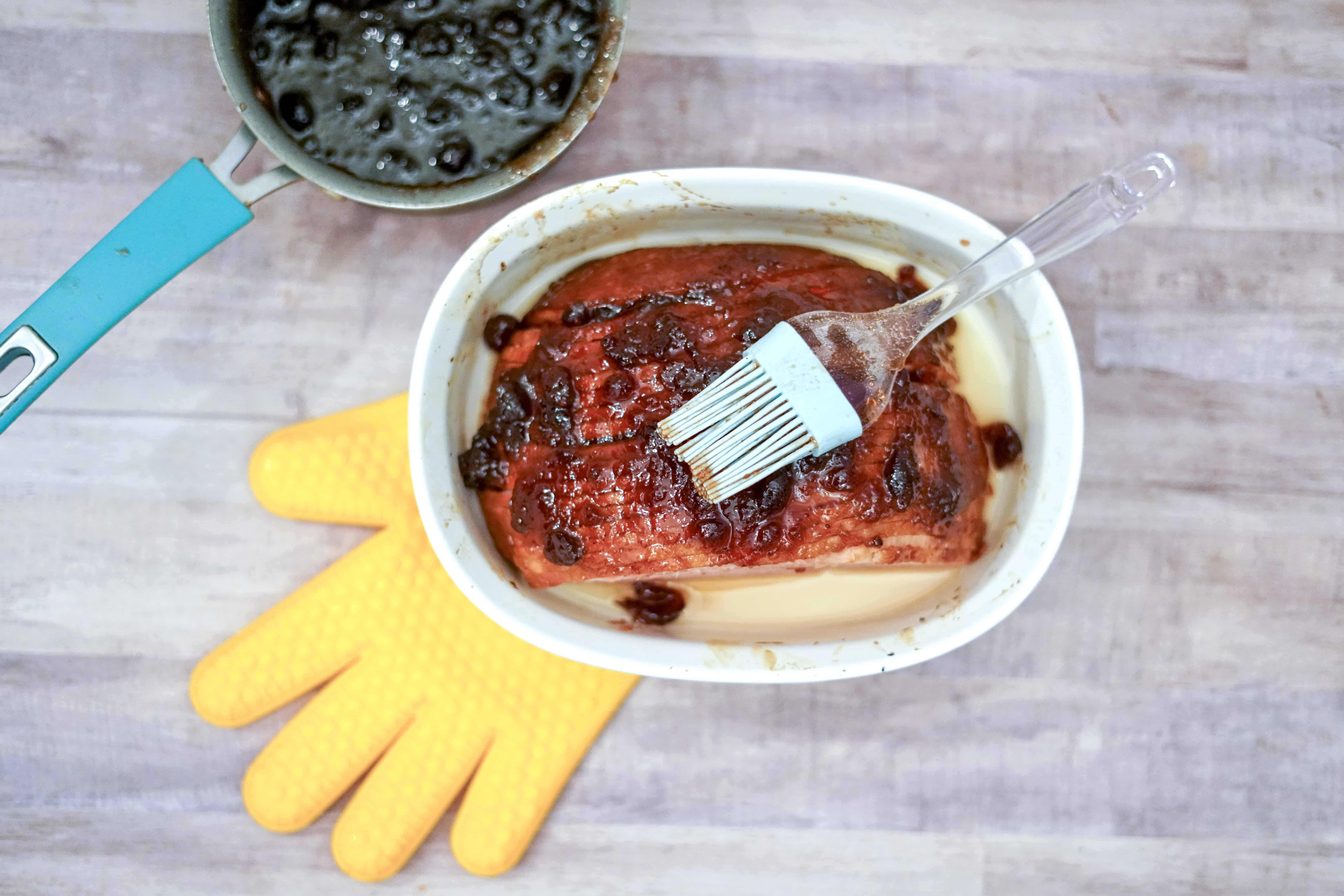 Easy Cranberry Ham Glaze Recipe - Traditional Christmas Dinner Idea