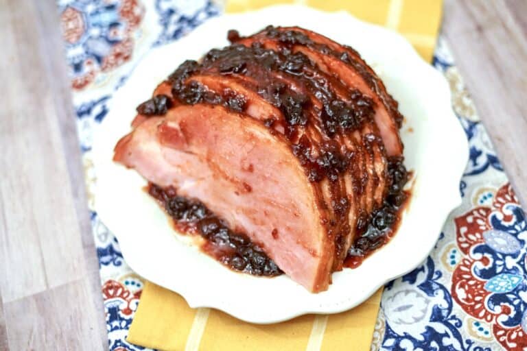 Easy Cranberry Ham Glaze Recipe – Traditional Christmas Dinner Idea