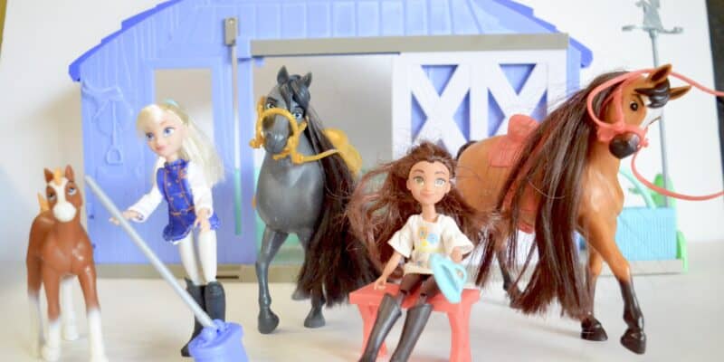 Spirit Riding Free horse stable and toys