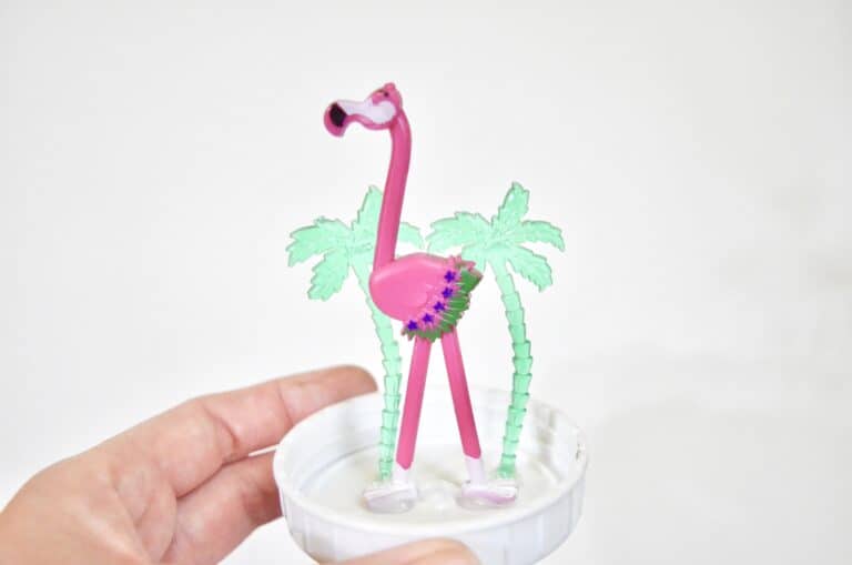 Flamingo Gardens Sandy Beach Sand Globe Craft