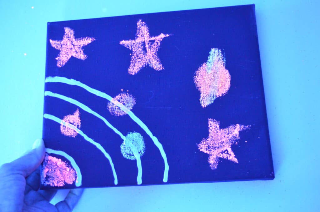 How to Make Glow in the Dark Chalk Recipe - Galactic Space Rocks