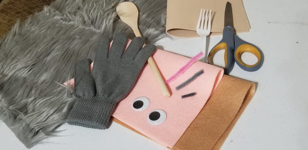 craft supples to make a puppet